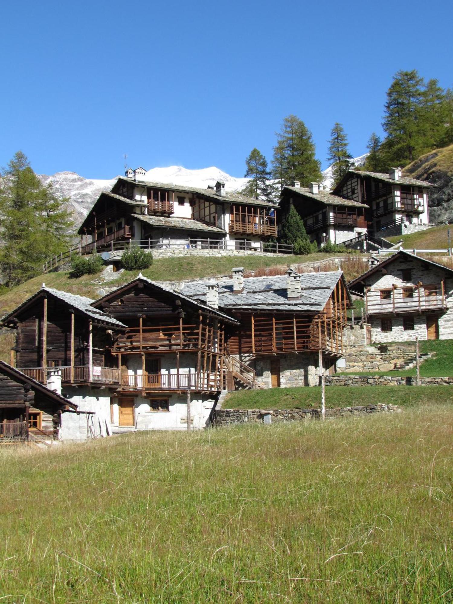 Il Piccolo Residence Gressoney-la-Trinité Esterno foto